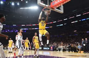 博彩-湖人3换1拿下状元艾顿